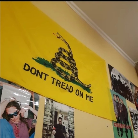 🚨Restocked 3x5 Dont Tread on Me Gadsden Flag - Picture 2 of 2